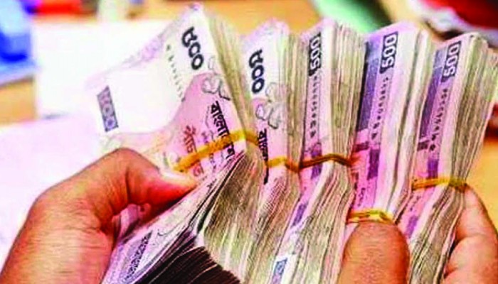 নগদ টাকার সংকটে ভোগান্তি ব্যবসায়ীদের