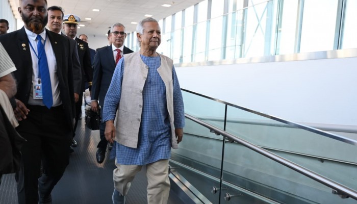 প্রধান উপদেষ্টা অধ্যাপক মুহাম্মদ ইউনূস নিউইয়র্কে পৌঁছেছেন