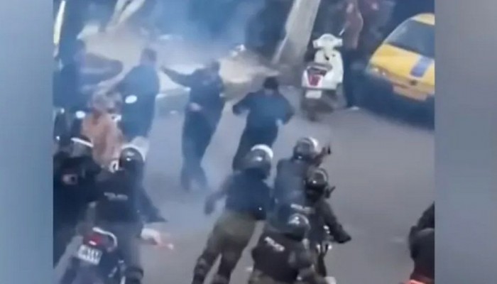 ইরানে সংঘাতে নিরাপত্তা বাহিনীর শতাধিক সদস্য নিহত