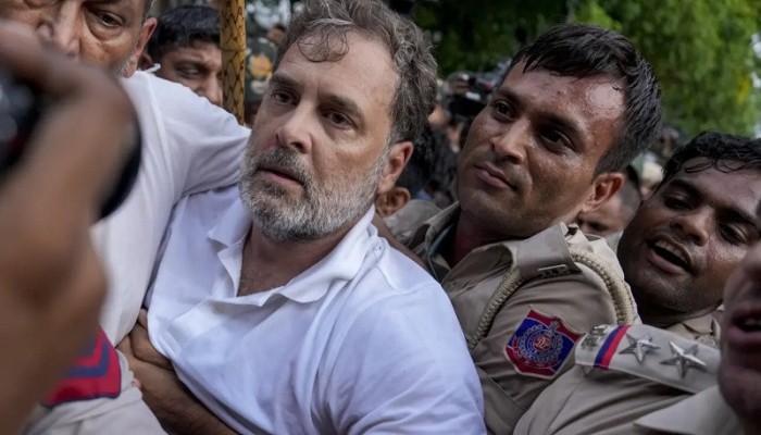 মোদির রাজনৈতিক চ্যালেঞ্জে বিরোধীদের সামনে বড় সুযোগ